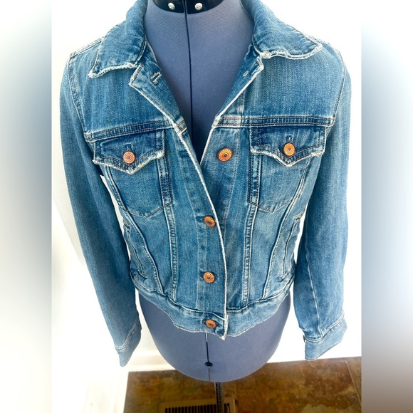 GAP Jackets & Blazers - Gap 2011 Vintage Denim Trucker Jacket S Classic Blue Jean Coat Casual Button-Up